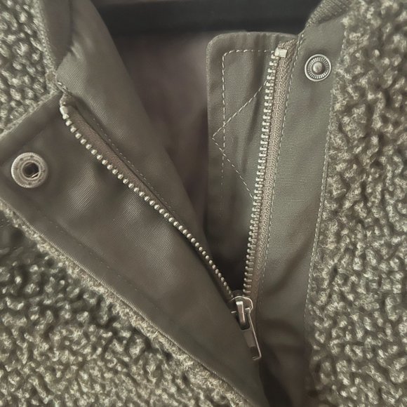 BDG Urban Outfitters Fleece Bomber Jacket, size Large - Picture 3 of 10